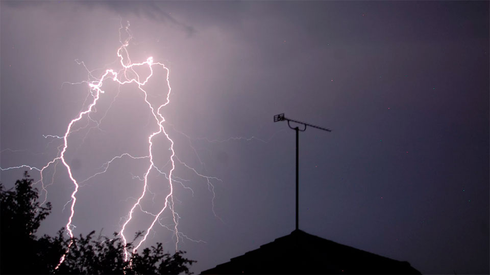 Молниезащита зданий и сооружений