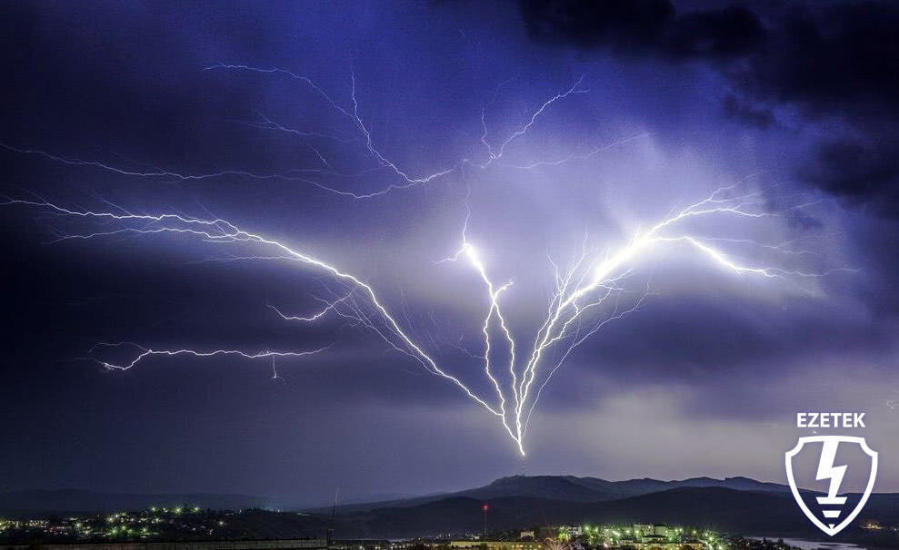 EZETEK FAQ: Восходящие молнии EZETEK FAQ: Восходящие молнии